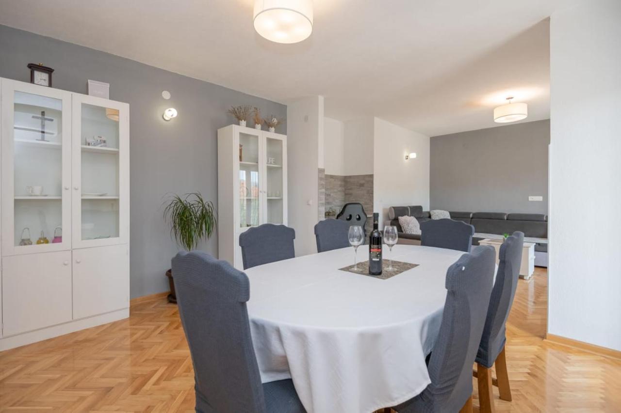 Holiday Home Tone, Makarska - Drum Eksteriør bilde